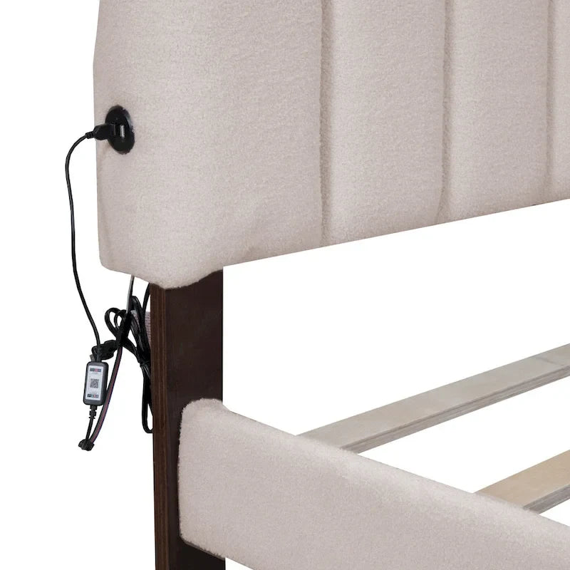Lit plateforme tapissé de taille Queen avec tiroir
